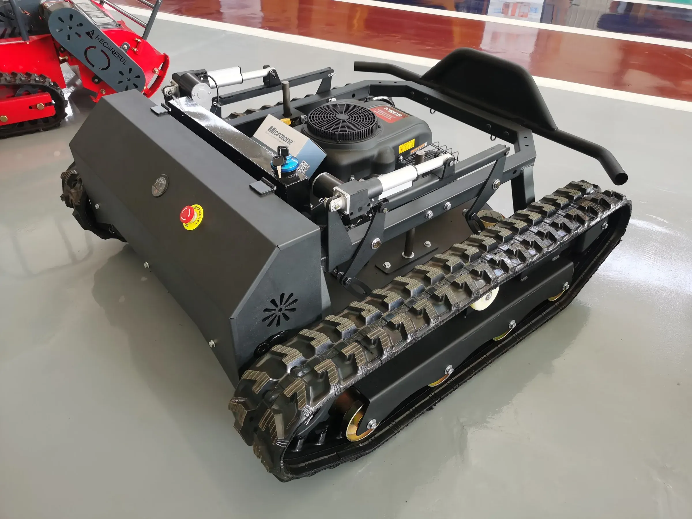 Remote Control Lawn Mower — photo 4
