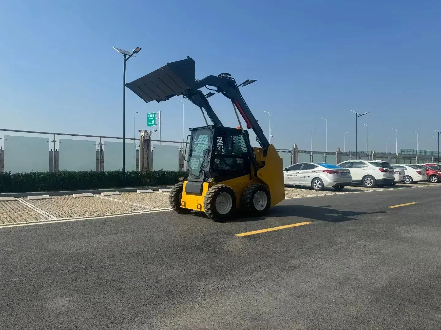 Skid Steer Loaders — view 4